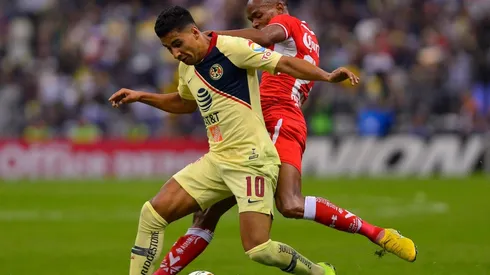 Cecilio Domínguez en un partido de América.