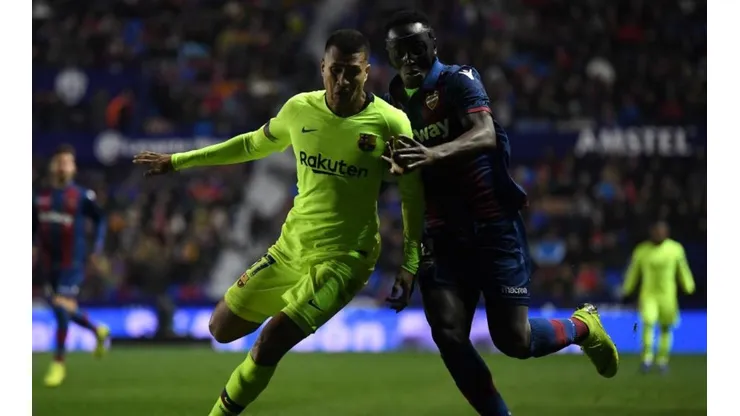 Murillo, firme en su debut con el Barcelona.