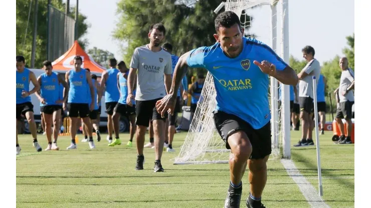 Foto de Carlos Tevez en el entrenamiento de Boca.