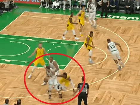 Jayson Tatum hace que Victor Oladipo bese el piso con un giro