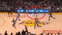 Tapón, robo y pase picado de Lonzo Ball para la asistencia