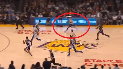 Tapón, robo y pase picado de Lonzo Ball para la asistencia