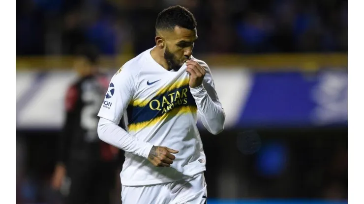 Carlitos besa la de Boca.