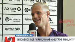 Entre risas, Zuculini contó la reacción de la madre al verlo con el pelo platinado
