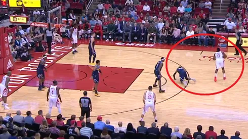 James Harden barre el piso con Jamal Murray y anota un triple en su cara
