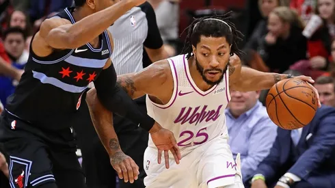 Derrick Rose se disculpa por decir que sus detractores "deben matarse"