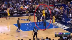 Lonzo Ball deja a DeAndre Jordan en un póster con una terrible volcada