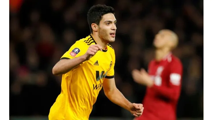 Raúl Jiménez, la pesadilla del Liverpool.