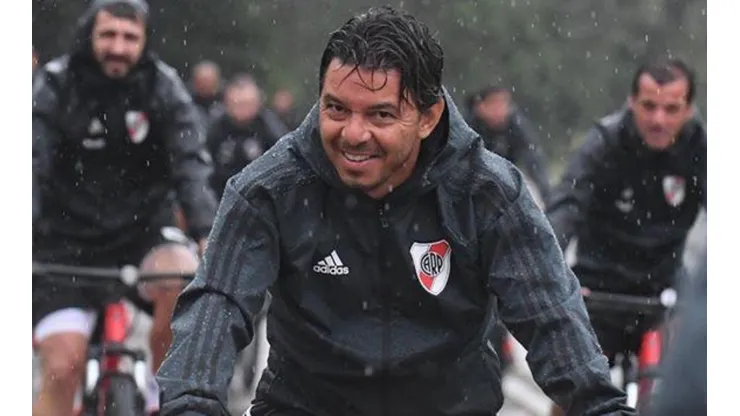 Las mejores fotos del entrenamiento de River bajo la lluvia en la pretemporada