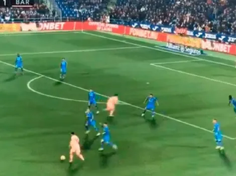 Sencillamente inhumano: el pase de Messi a Suárez del que habla el mundo entero