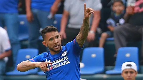 Todo listo: Walter Montoya dejó Cruz Azul y ya puso la firma en su nuevo club