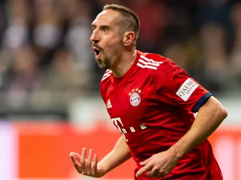 A Ribery se le salió la cadena en Twitter y el Bayern Munich lo sancionó