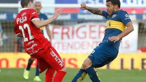 Tevez casi termina con su carrera, pero Ham jugará la Superliga Argentina