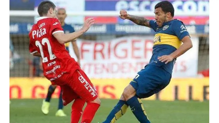 Tevez casi termina con su carrera, pero Ham jugará la Superliga Argentina