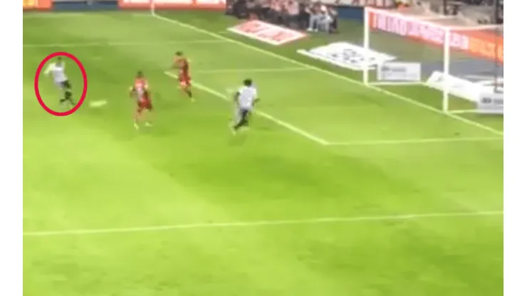 Golazo y pase a la red: otro doblete de Rogelio Funes Mori