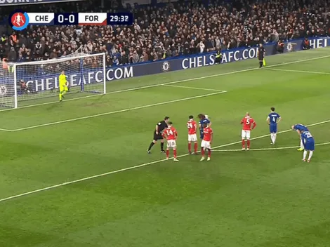 Era la despedida perfecta: el penal que Fábregas tardará mucho en olvidar