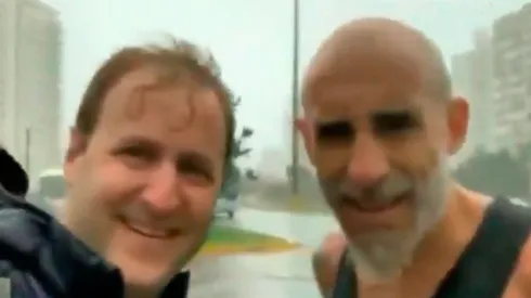 El video viral de Pinola entrenando bajo una lluvia torrencial