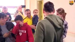 Messi hizo emocionar a un montón de pequeños.