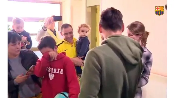 Messi hizo emocionar a un montón de pequeños.