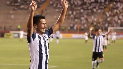 Muy emotivo: La despedida de Janio Pósito