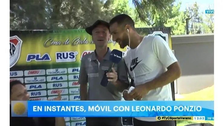 Ponzio se animó a cantar folclore y enamoró aún más a todo River