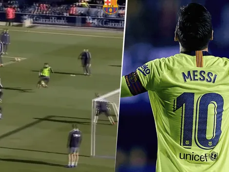 Es un enfermo: Messi metió un gol ¿imposible? en la práctica de Barcelona