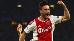 Más que merecido: Ajax homenajeó a Nicolás Tagliafico por cumplir un año en el club