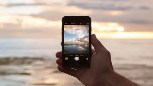 Cinco consejos para cuidar el celular en estas vacaciones