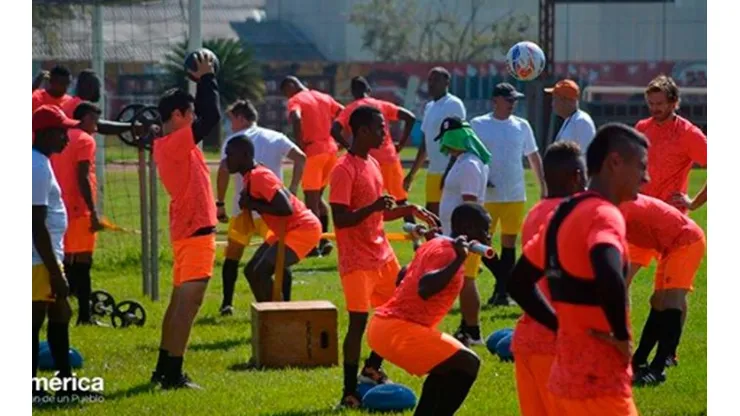 Los escarlatas ya comenzaron a practicar