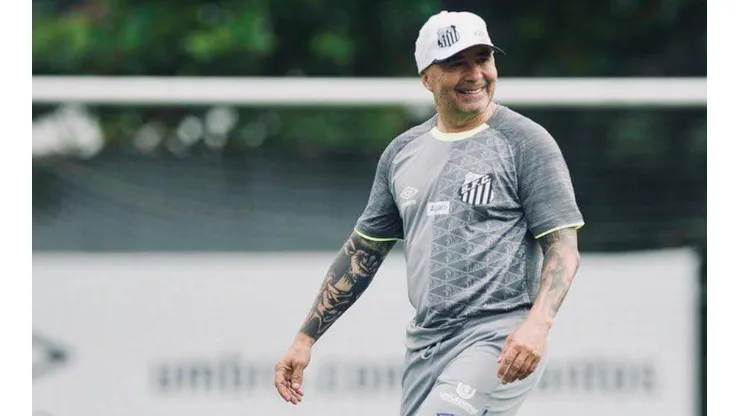 Suma enemigos: ahora Sampaoli quiere robarle un refuerzo a Boca