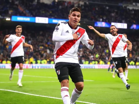 Mientras en River no saben que va a ser de su futuro, Juanfer Quintero se divierte