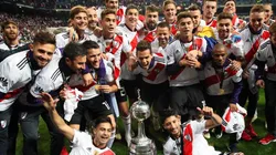 No les dan respiro: los hinchas de River cargaron sin piedad a Boca en el cierra del 2018