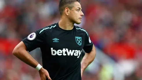 Ante tantas ofertas, West Ham ya le puso precio a Chicharito