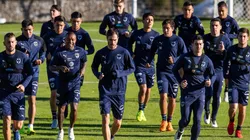 Muy graciosa la foto de los dos jugadores de Monterrey.