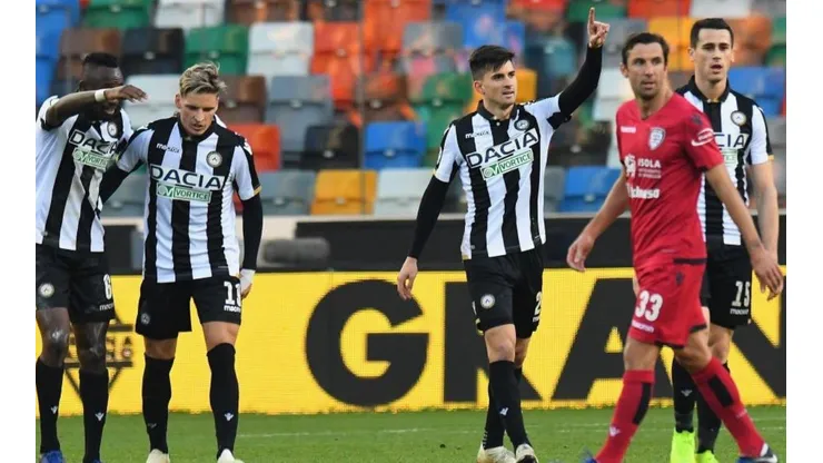 Udinese celebra el gol de Pussetto.