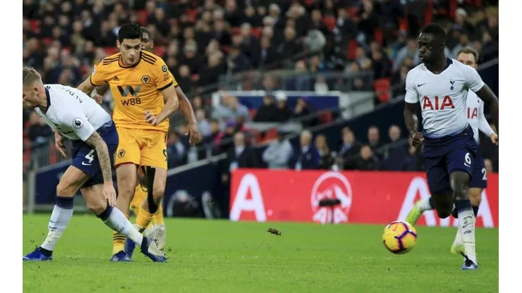 Estamos como locos: Raúl Jiménez marcó un golazo en Wembley