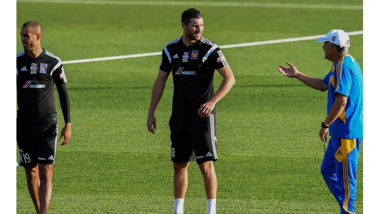 Pizarro y Gignac hicieron una broma pesada.