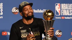 Kevin Durant afirma que lo critican porque "están celosos de lo que logró"