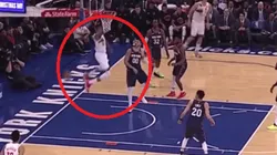 Blooper: Clavada fallida de Antetokounmpo termina en asistencia de triple