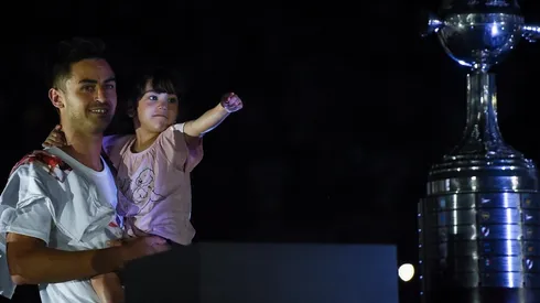 Ahora al Pity Martínez le dejaron un mensaje en la puerta de su casa