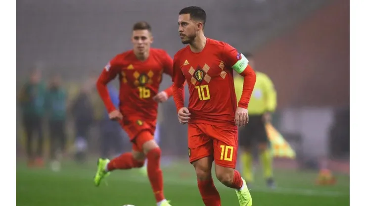 Los Hazard jugando para Bélgica.