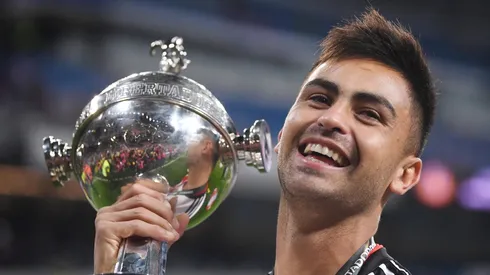 Gonzalo Martínez con la Copa Libertadores