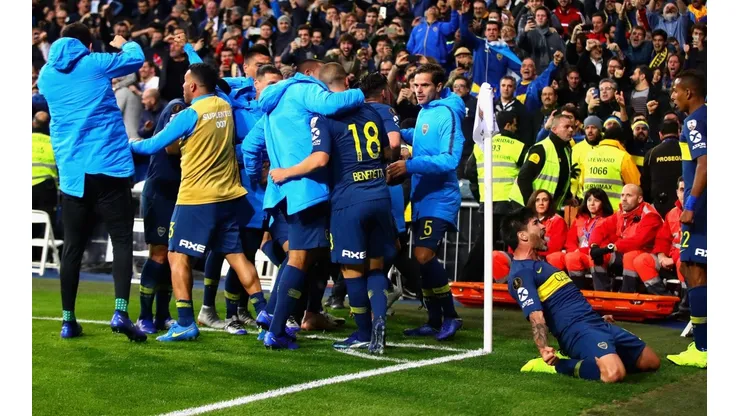 Foto de los jugadores de Boca festejando el gol ante River.