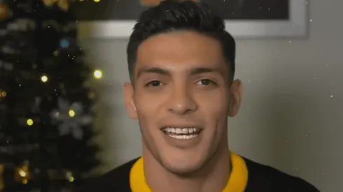 El escueto saludo por navidad de Raúl Jiménez desde Inglaterra