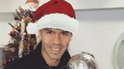 Oribe Peralta se divierte en las vísperas de la Navidad