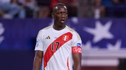 Luis Advíncula es uno de los jugadores más experimentados de Perú.