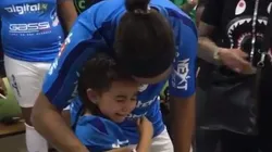 Fútbol puro: el video de una nena quebrando en llanto al conocer a su ídolo Ronaldinho