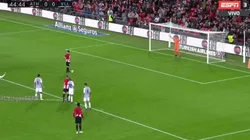 Este sí está enfermo: Aduriz descubrió una nueva manera de tirar penales