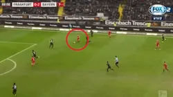 El golazo de Rafinha a Frankfurt