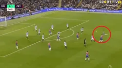 Ni Pavard se animó a tanto: el infernal golazo de volea de Townsend al City